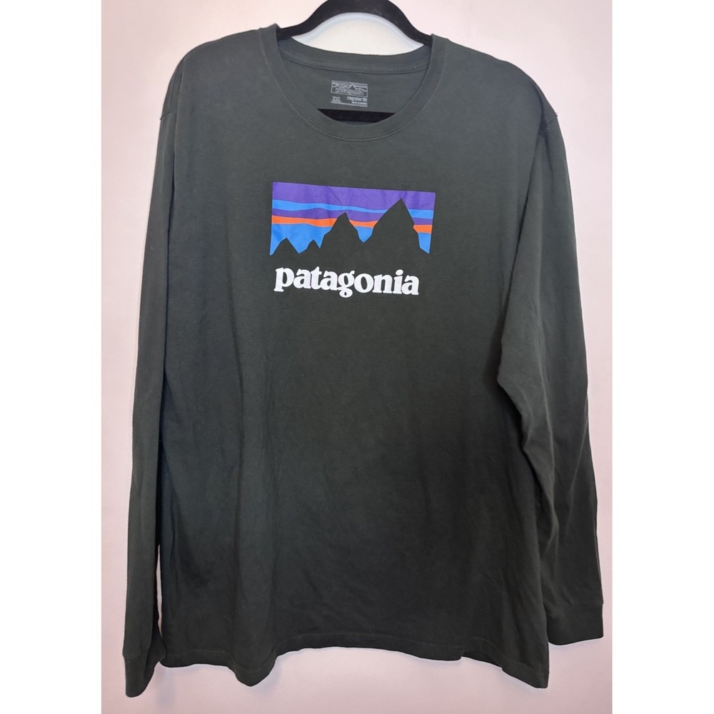 Patagonia Mens XXL Long Sleeve Organic Cotton Fitz Roy Logo T-Shirt Green Hiking